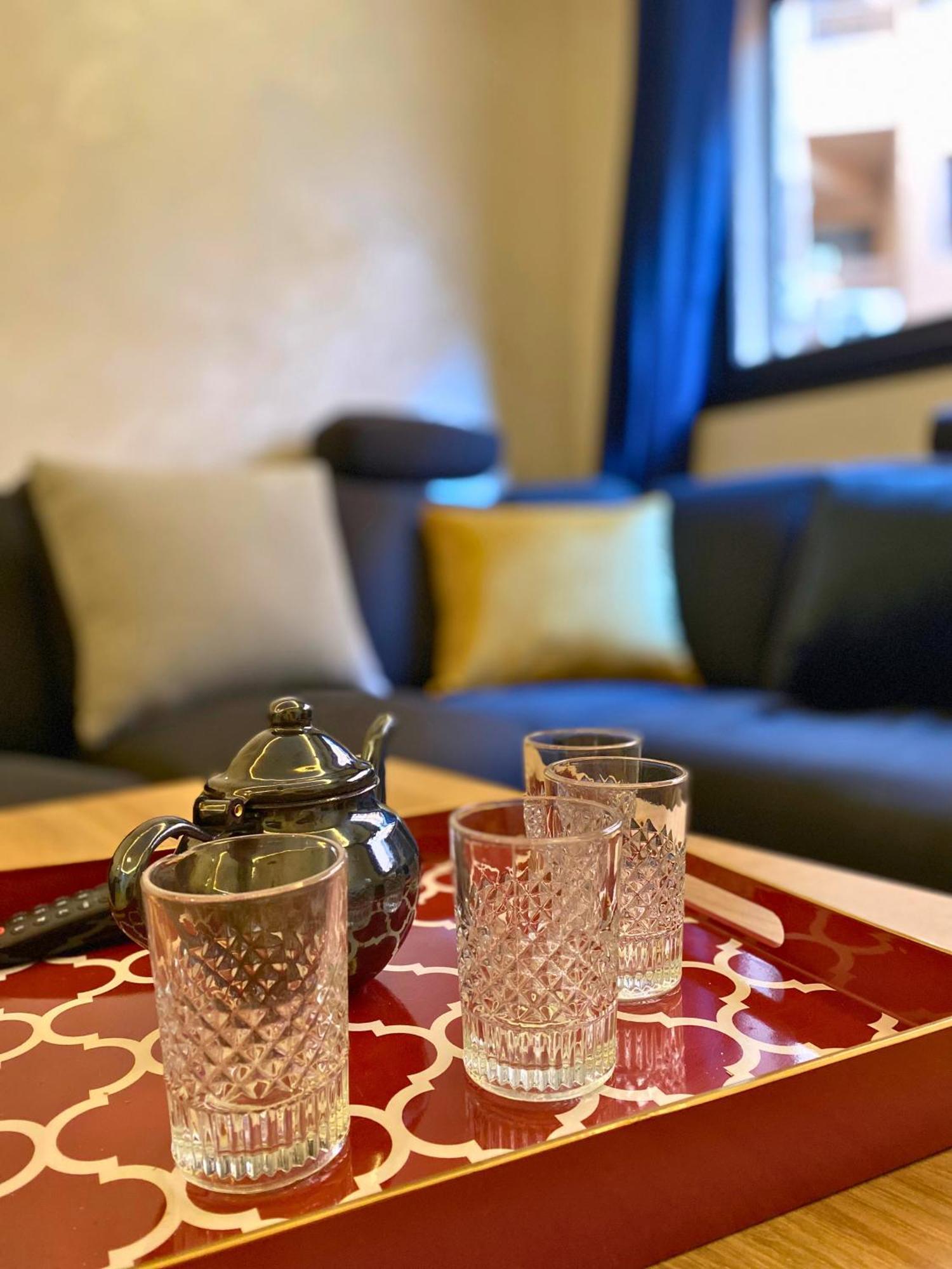 Appartamento Le Modern Et Avec Piscine Et Parking Prive Marrakesh