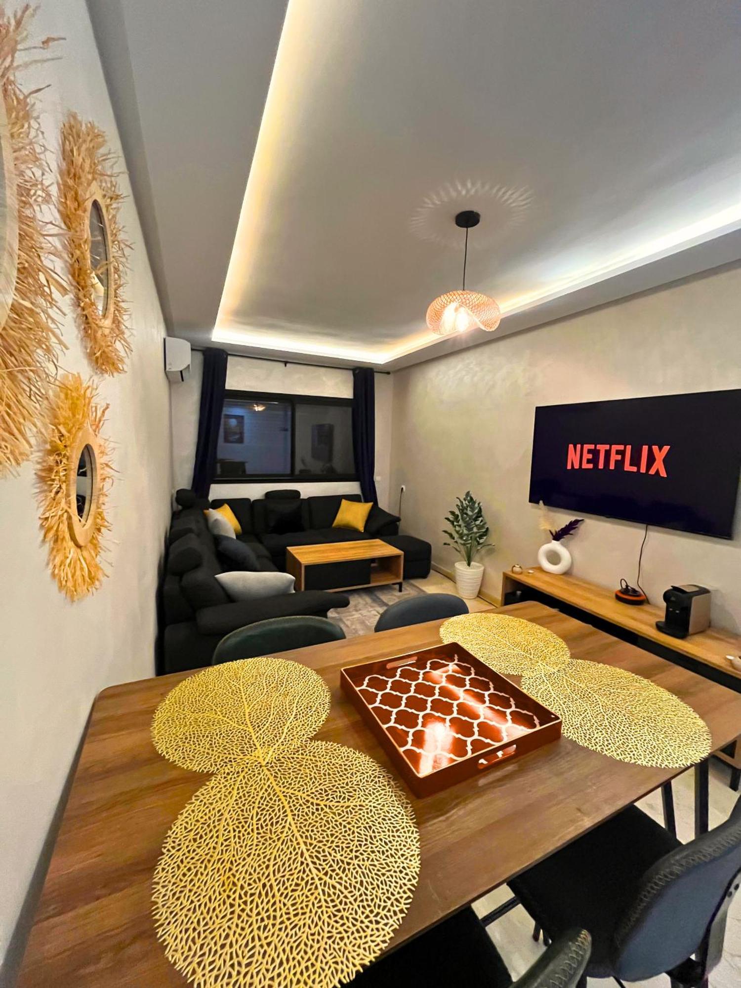 Le Modern Et Avec Piscine Et Parking Prive Appartamento Marrakesh